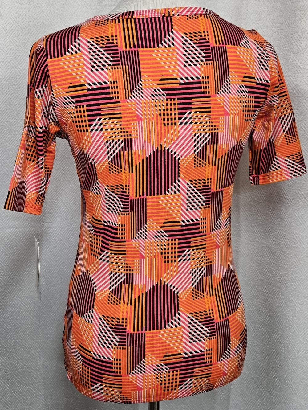 LuLaRoe Gigi Short Sleeve Shirt Geometric Top Orange, Pink & Black - Picture 3 of 6